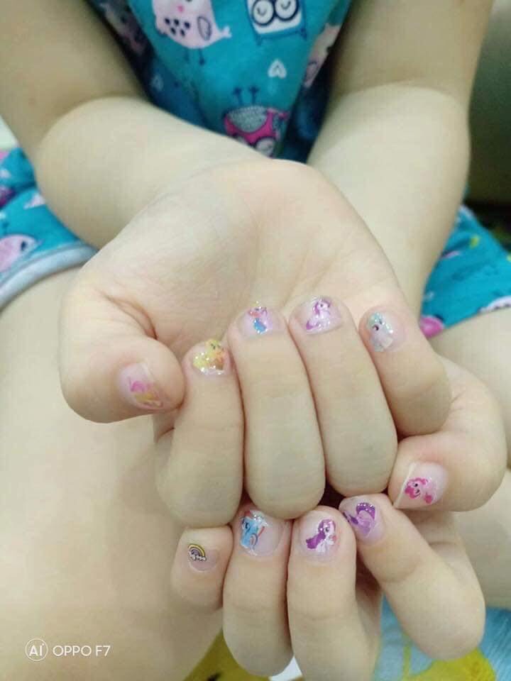 Đồ chơi SƠN MÓNG TAY VÀ DÁN HÌNH STICKER NGỰA UNICORN  Nails stamper toys  for kids Chim Xinh  YouTube